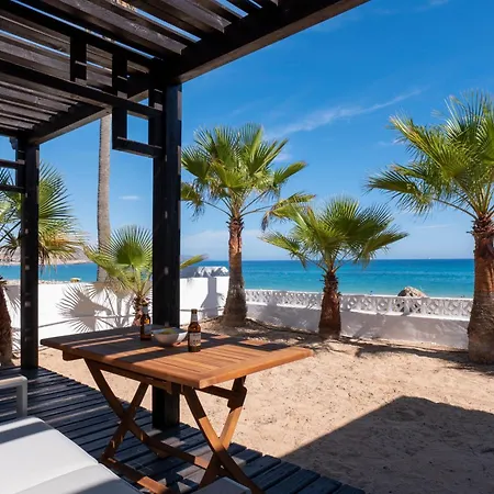 Waves & Dreams بيت للعطل *