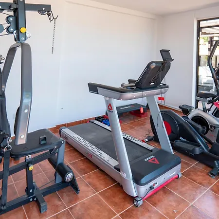 Waves & Dreams كوستا كالما